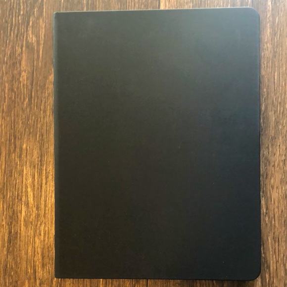 NWT Folio Case with stylist holder. For 10.2 in iPad & 10.5 in iPad Air - Picture 8 of 12